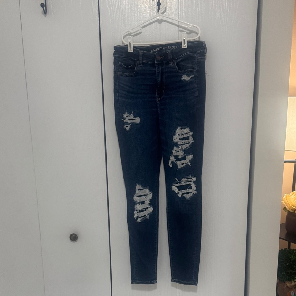 American Eagle Outfitters Women's Dark Blue Ripped Skinny Jeans
